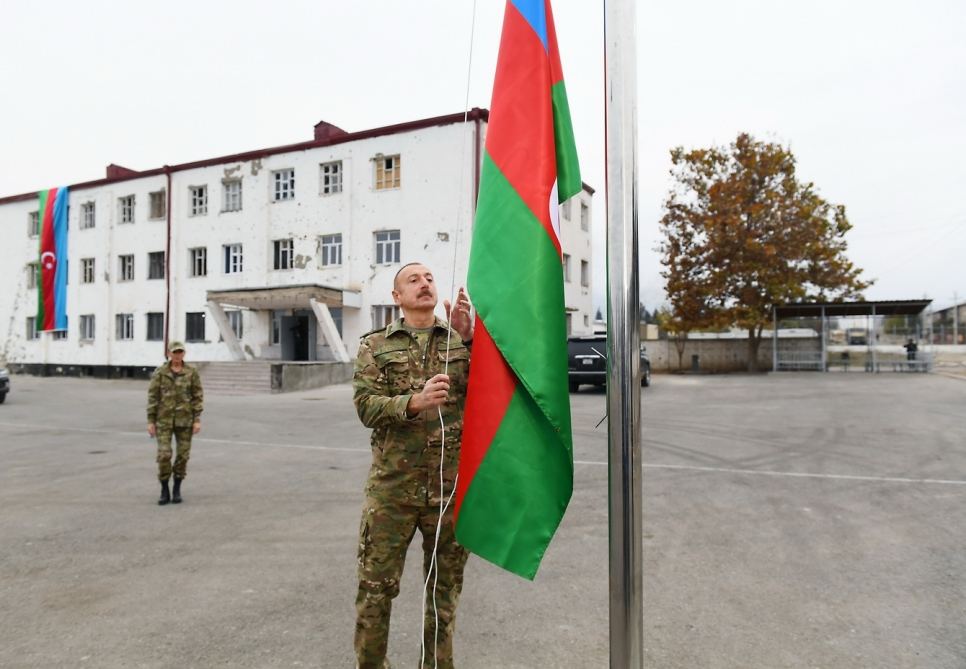 Президент Ильхам Алиев и Первая леди Мехрибан Алиева побывали в освобожденных от оккупации Физулинском и Джебраильском районах, в том числе в городах Физули и Джебраил (ОБНОВЛЕНО)