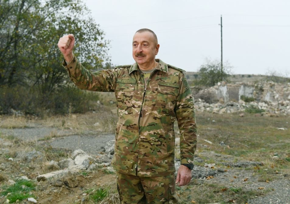 Президент Ильхам Алиев и Первая леди Мехрибан Алиева побывали в освобожденных от оккупации Физулинском и Джебраильском районах, в том числе в городах Физули и Джебраил (ОБНОВЛЕНО)
