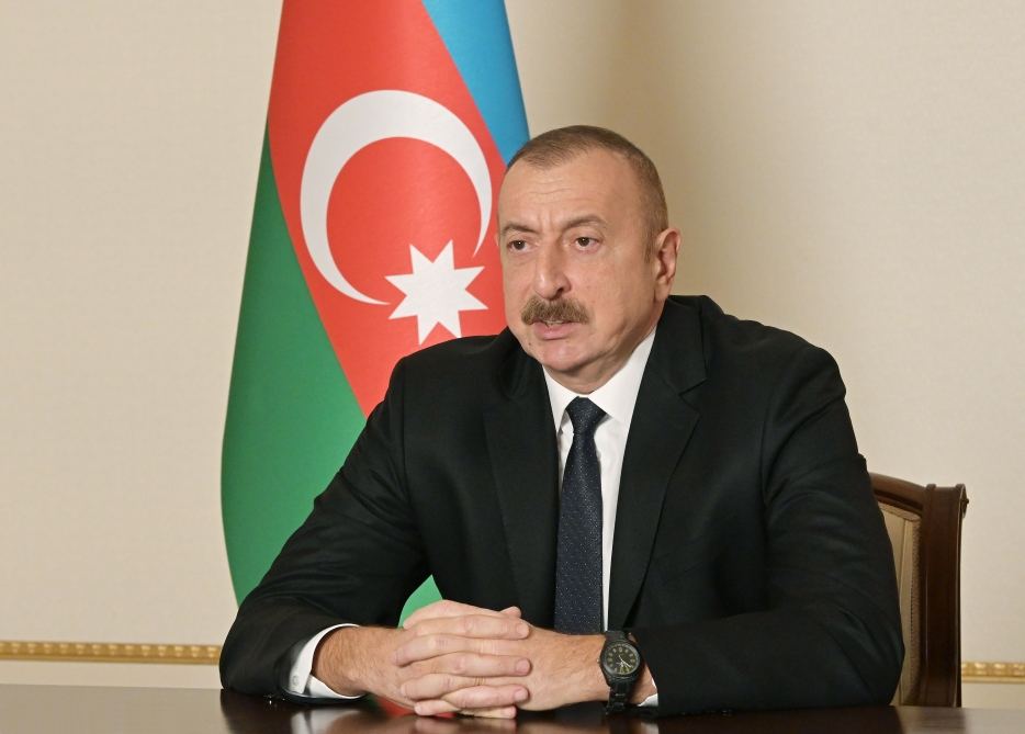 Президент Азербайджана Ильхам Алиев обратился к народу (ФОТО)