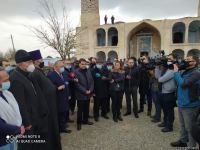 Футболисты "Карабаха" совершили намаз в Агдамской мечети, прозвучал мугам "Карабах шикестеси" (ВИДЕО, ФОТО)