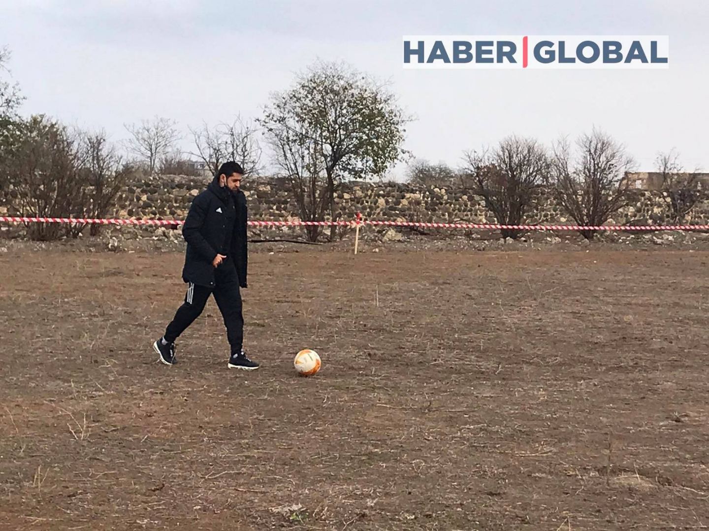 Футболисты "Карабаха" совершили намаз в Агдамской мечети, прозвучал мугам "Карабах шикестеси" (ВИДЕО, ФОТО)