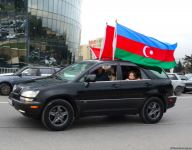 Праздничный автопробег в Баку в связи с освобождением Лачина (ФОТО)
