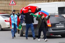 Праздничный автопробег в Баку в связи с освобождением Лачина (ФОТО)