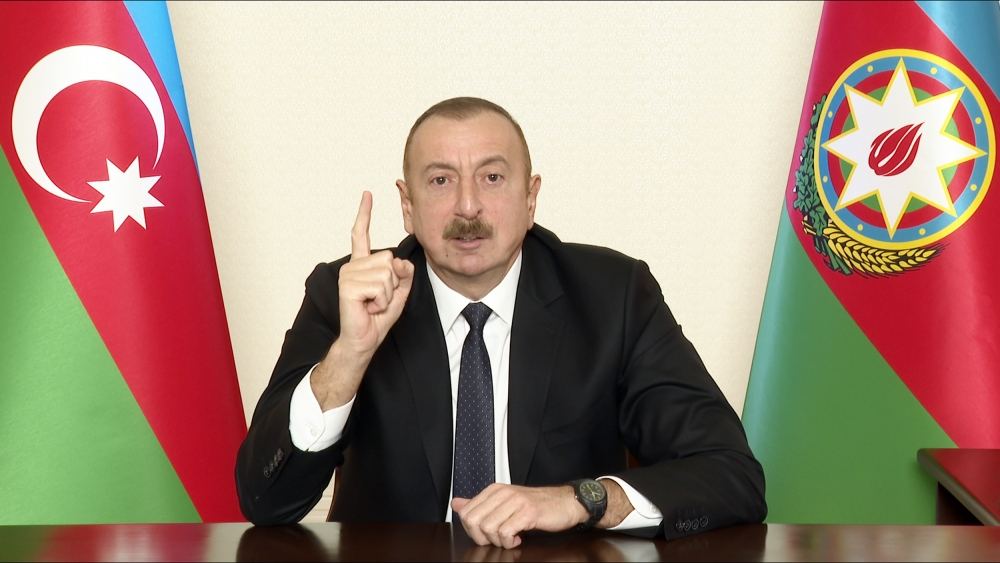 Президент Азербайджана Ильхам Алиев выступил с обращением к народу (ФОТО)