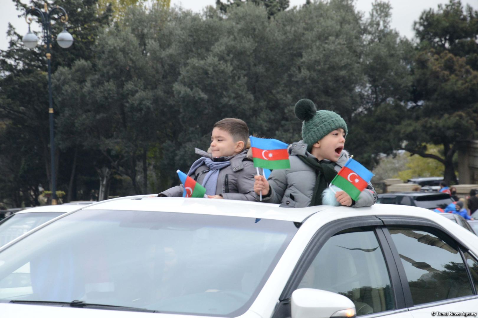 Праздничный автопробег в Баку в связи с освобождением Лачина (ФОТО)
