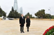 President Ilham Aliyev, first lady Mehriban Aliyeva pay tribute to Azerbaijani martyrs (PHOTO/VIDEO)
