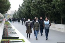 Azerbaijani public reveres memory of martyrs of Karabakh conflict (PHOTO)