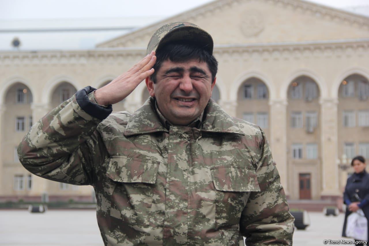 В Гяндже минутой молчания почтили светлую память шехидов Отечественной войны (ФОТО)