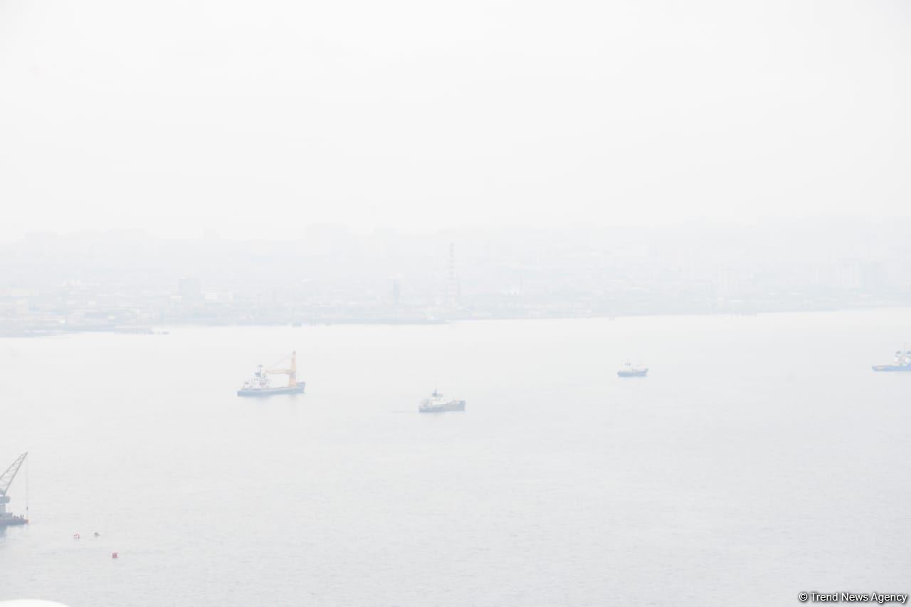 Azerbaijani public reveres memory of martyrs of Karabakh conflict (PHOTO)