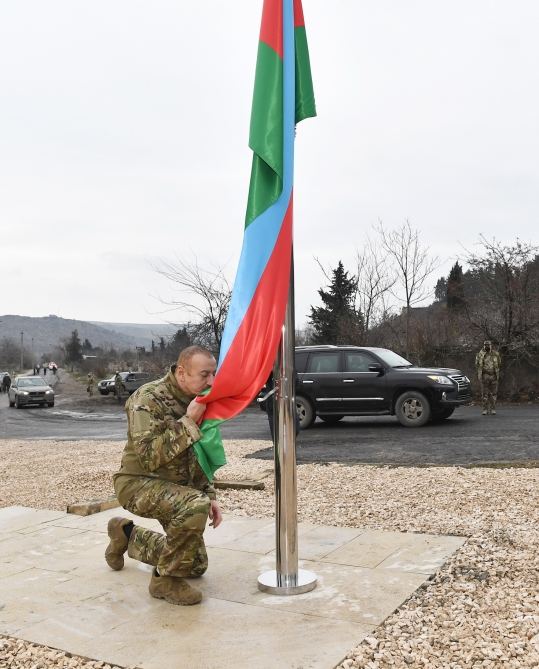 Президент Ильхам Алиев и Первая леди Мехрибан Алиева побывали в Губадлинском и Зангиланском районах (ОБНОВЛЕНО) (ФОТО/ВИДЕО)