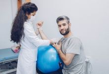 Фонд YAŞAT продолжает обеспечивать нужды семей шехидов и раненых в Отечественной войне (ФОТО)