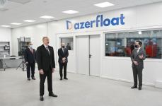 Президент Ильхам Алиев заложил фундамент двух заводов и открыл предприятие по производству листового стекла в Сумгайытском химическом промышленном парке (ФОТО/ВИДЕО)