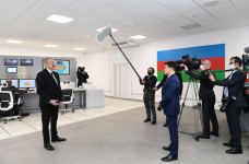 Президент Ильхам Алиев заложил фундамент двух заводов и открыл предприятие по производству листового стекла в Сумгайытском химическом промышленном парке (ФОТО/ВИДЕО)