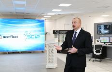 Президент Ильхам Алиев заложил фундамент двух заводов и открыл предприятие по производству листового стекла в Сумгайытском химическом промышленном парке (ФОТО/ВИДЕО)