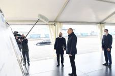 Президент Ильхам Алиев заложил фундамент двух заводов и открыл предприятие по производству листового стекла в Сумгайытском химическом промышленном парке (ФОТО/ВИДЕО)