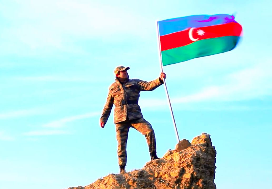 Азербайджанские актеры представили проект "Vətən sənsən, oğul!" в память о шехидах и героях 20 Января и Карабахской войны  (ВИДЕО)