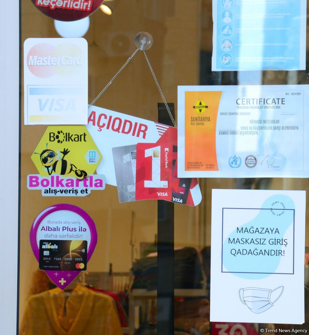 В Азербайджана открылись торговые объекты, парикмахерские и салоны красоты (ФОТОРЕПОРТАЖ)