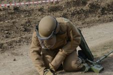 Территория Физулинского района очищается от мин и неразорвавшихся боеприпасов (ФОТО/ВИДЕО)