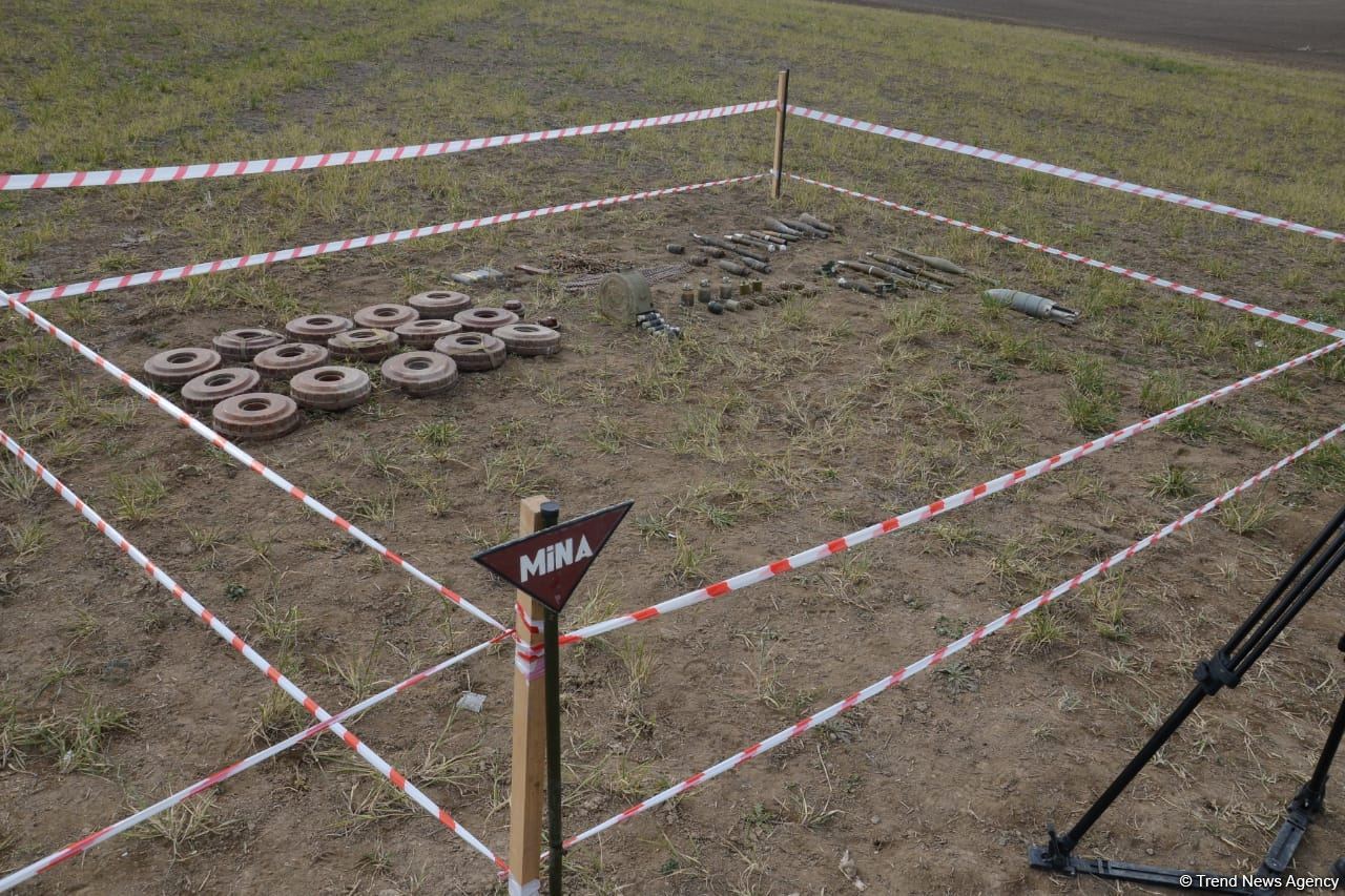 Территория Физулинского района очищается от мин и неразорвавшихся боеприпасов (ФОТО/ВИДЕО)