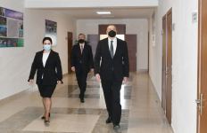 Президент Ильхам Алиев ознакомился с условиями, созданными в заново отстроенных школах в Сабунчинском и Сураханском районах (ФОТО/ВИДЕО)