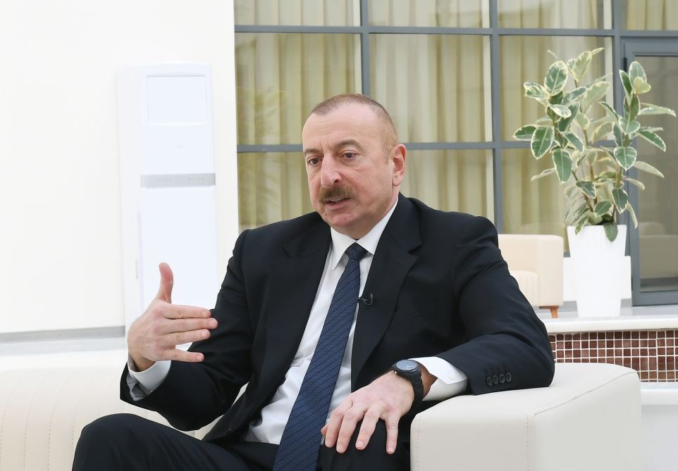 Президент Ильхам Алиев дал интервью Азербайджанскому телевидению (ФОТО/ВИДЕО)