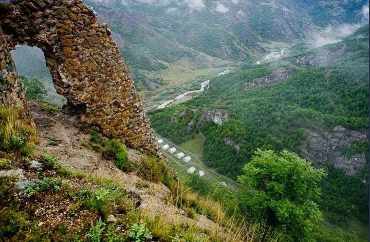 Отдых в Шуше – настоящий рай, излюбленные места, соколиная охота (ФОТО)