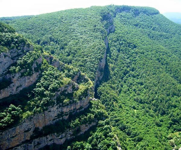 Отдых в Шуше – настоящий рай, излюбленные места, соколиная охота (ФОТО)