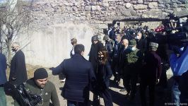 Представители дипкорпуса ознакомились с разрушенным армянами домом культуры в Джебраиле (ФОТО/ВИДЕО)