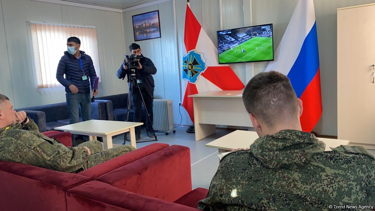 Группа российских и азербайджанских журналистов побывала в Турецко-российском совместном мониторинговом центре в Агдаме - репортаж Trend TV
