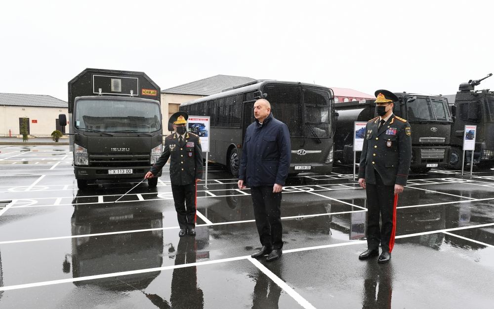 Президент Ильхам Алиев принял участие в открытии новопостроенной «Н-ской» воинской части Внутренних войск  (ФОТО/ВИДЕО)