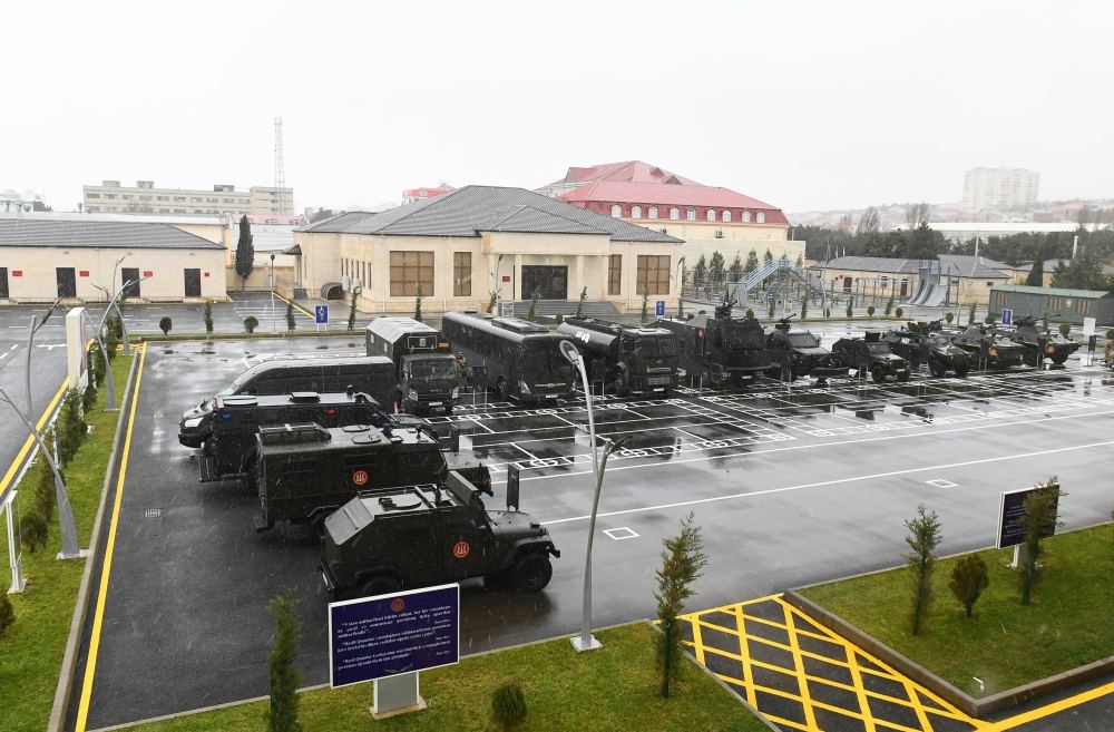 Президент Ильхам Алиев принял участие в открытии новопостроенной «Н-ской» воинской части Внутренних войск  (ФОТО/ВИДЕО)