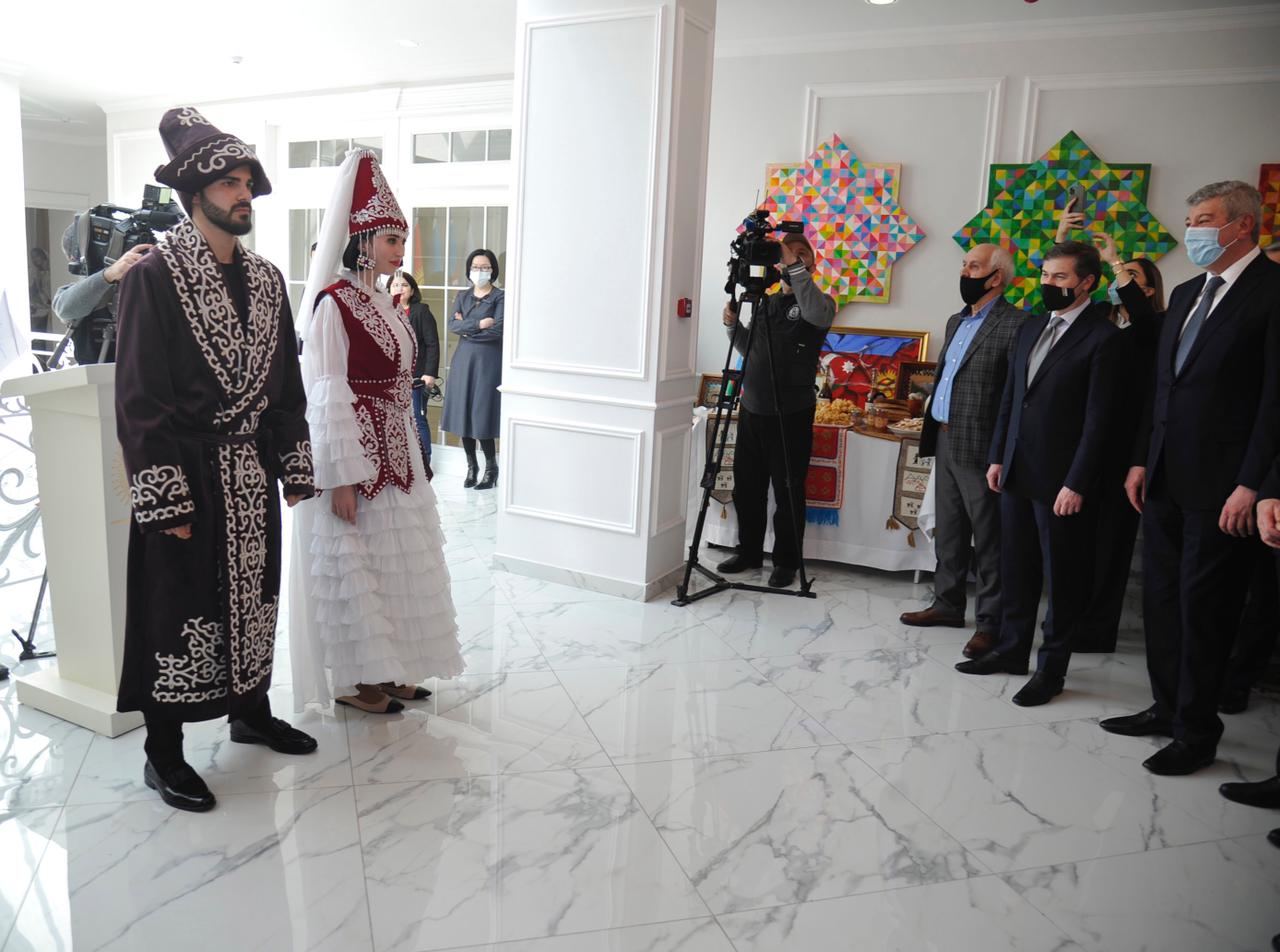 В Баку представлены национальные костюмы тюркского мира (ФОТО)