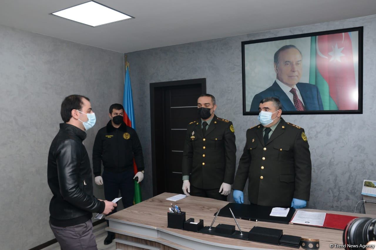 В исправительном учреждении №9 Пенитенциарной службы Азербайджана освобождены 5 человек (ФОТО)