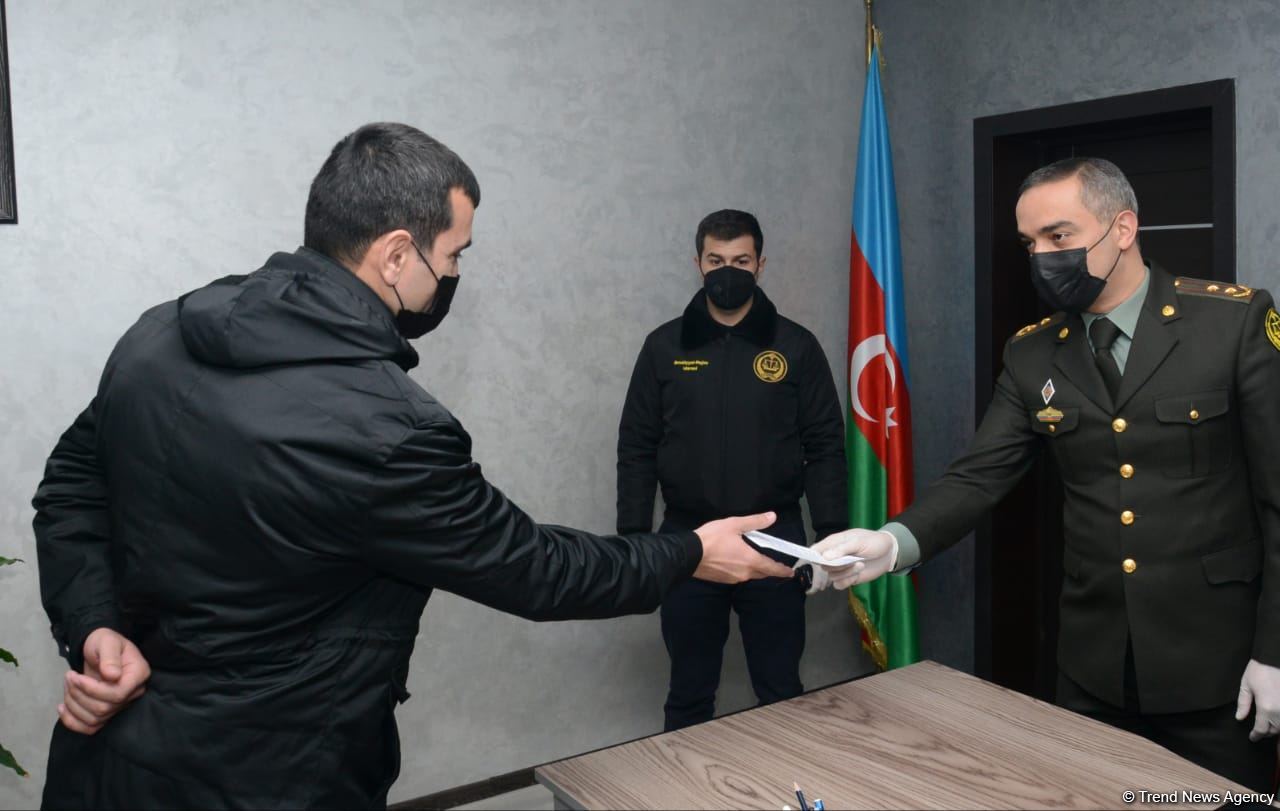В исправительном учреждении №9 Пенитенциарной службы Азербайджана освобождены 5 человек (ФОТО)