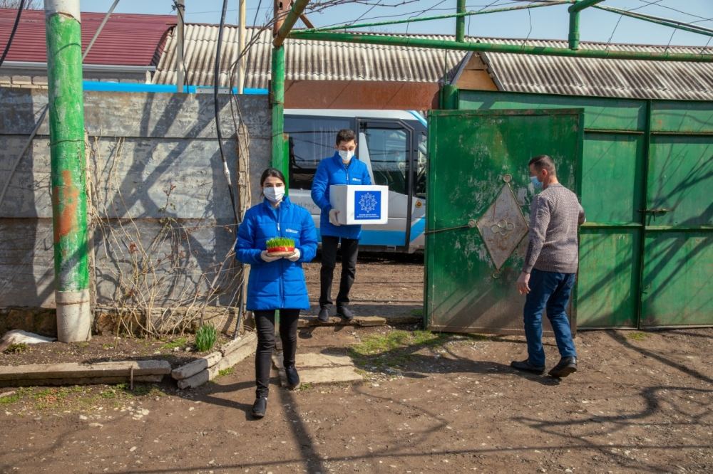Фонд Гейдара Алиева направил подарки малообеспеченным семьям по случаю праздника Новруз (ФОТО)