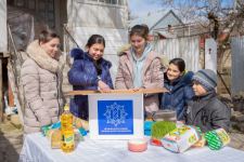 Фонд Гейдара Алиева направил подарки малообеспеченным семьям по случаю праздника Новруз (ФОТО)