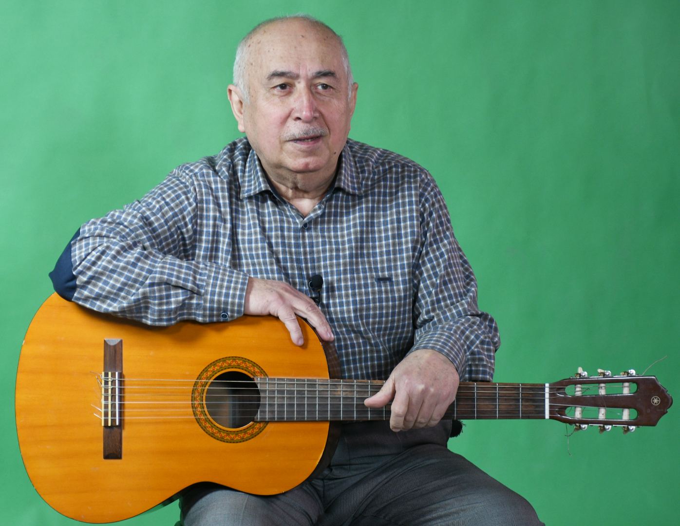 Бакинский бардовский весенний огонёк: Эти песни проникают не в уши, а прямо в душу (ВИДЕО, ФОТО)
