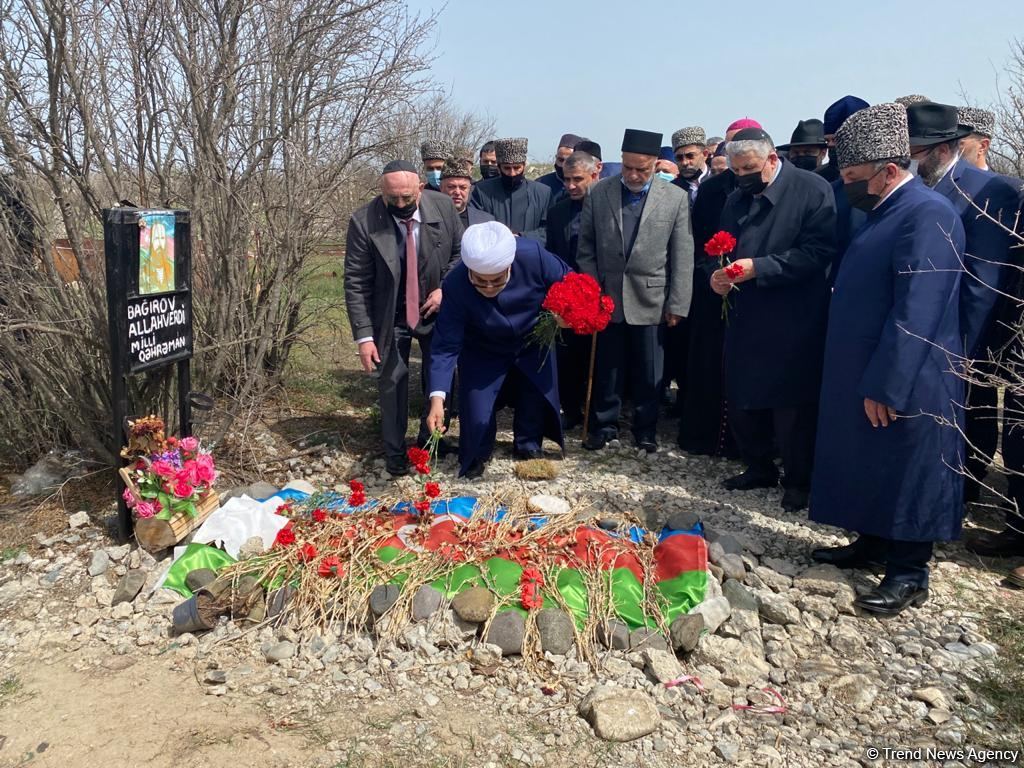 Главы религиозных конфессий Азербайджана посетили в Агдаме могилы шехидов (ФОТО/ВИДЕО)