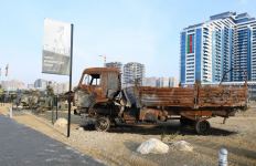 Президент Ильхам Алиев принял участие в открытии в Баку Парка военных трофеев (ФОТО/ВИДЕО)