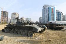Президент Ильхам Алиев принял участие в открытии в Баку Парка военных трофеев (ФОТО/ВИДЕО)