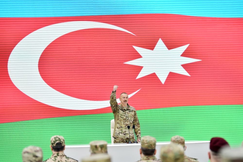 Президент Ильхам Алиев принял участие в открытии в Баку Парка военных трофеев (ФОТО/ВИДЕО)