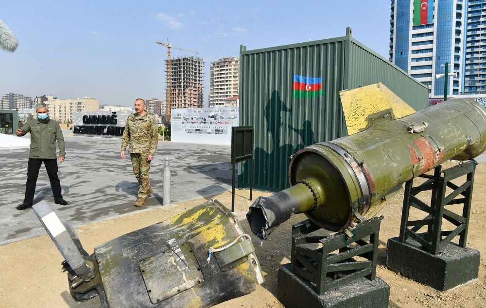 Президент Ильхам Алиев принял участие в открытии в Баку Парка военных трофеев (ФОТО/ВИДЕО)