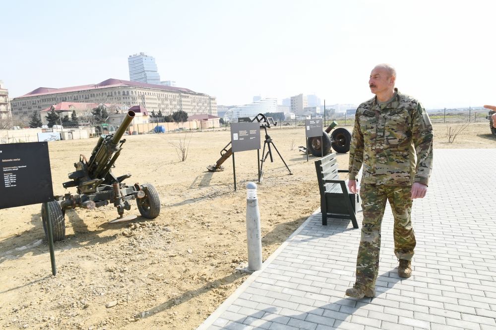 Президент Ильхам Алиев принял участие в открытии в Баку Парка военных трофеев (ФОТО/ВИДЕО)