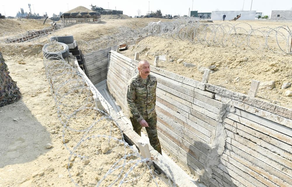 Президент Ильхам Алиев принял участие в открытии в Баку Парка военных трофеев (ФОТО/ВИДЕО)