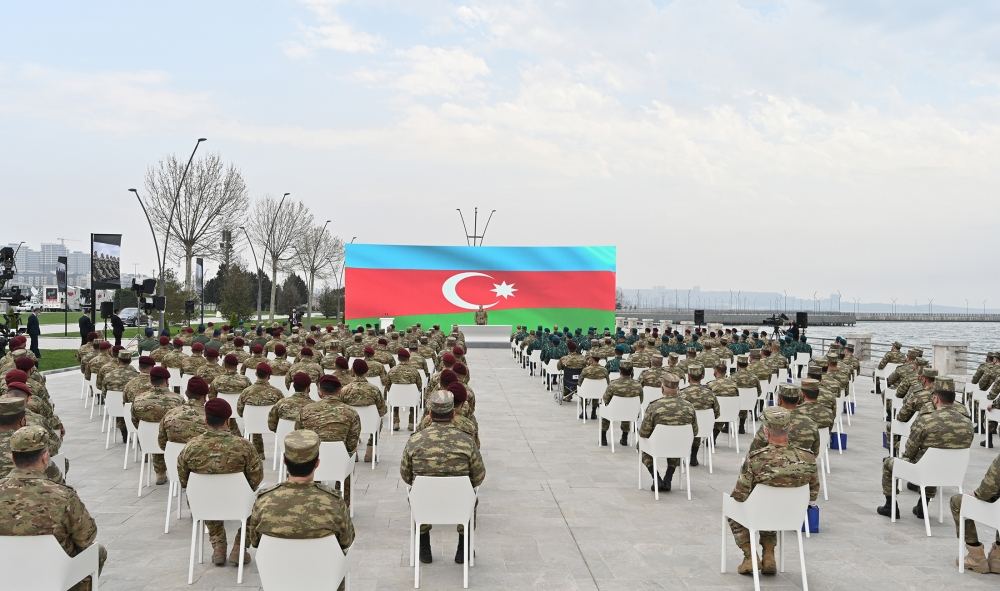 Президент Ильхам Алиев принял участие в открытии в Баку Парка военных трофеев (ФОТО/ВИДЕО)