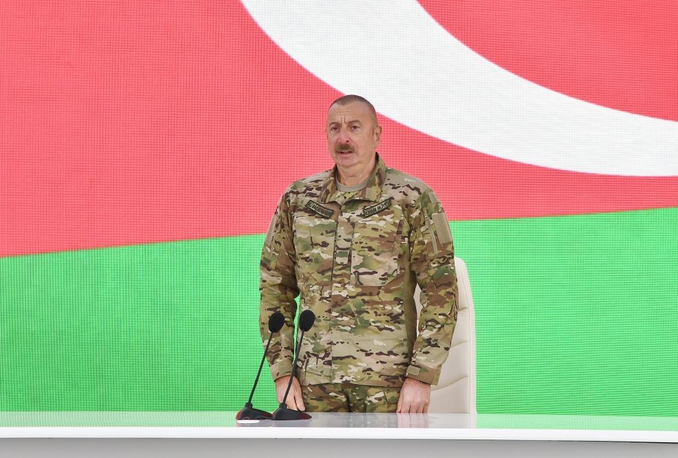 Президент Ильхам Алиев принял участие в открытии в Баку Парка военных трофеев (ФОТО/ВИДЕО)