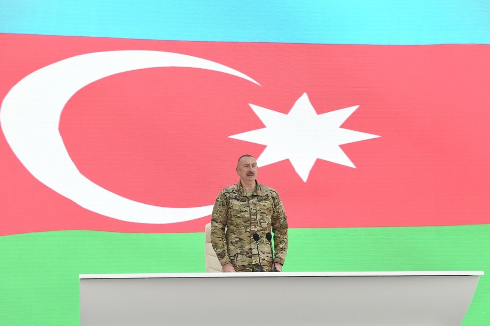 Президент Ильхам Алиев принял участие в открытии в Баку Парка военных трофеев (ФОТО/ВИДЕО)