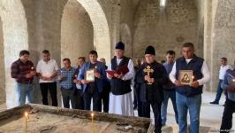 Члены Албано-удинской христианской религиозной общины Азербайджана в древнем албанском храме в селе Туг - Trend TV (ФОТО)