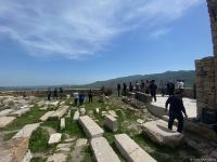 Члены Албано-удинской христианской религиозной общины Азербайджана в древнем албанском храме в селе Туг - Trend TV (ФОТО)