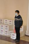 По инициативе депутата Севиль Микаиловой оказана продовольственная помощь семьям шехидов и малообеспеченным семьям в Худате (ФОТО)